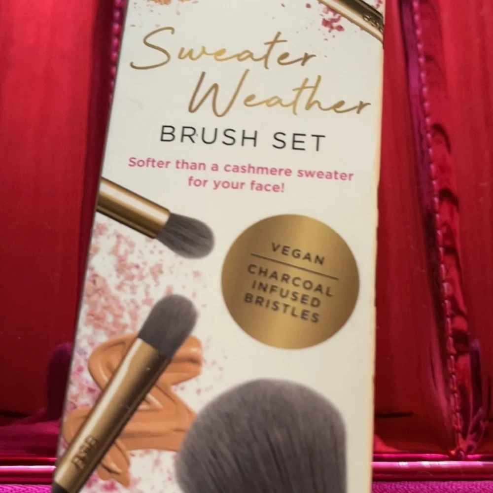 BDB Sweater Weather Brush Set Vegan Brushes